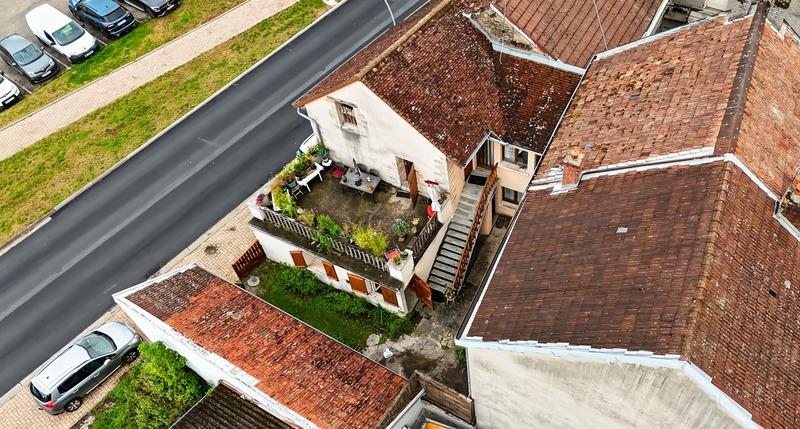 Immeuble - 167 m² - 8 pièces