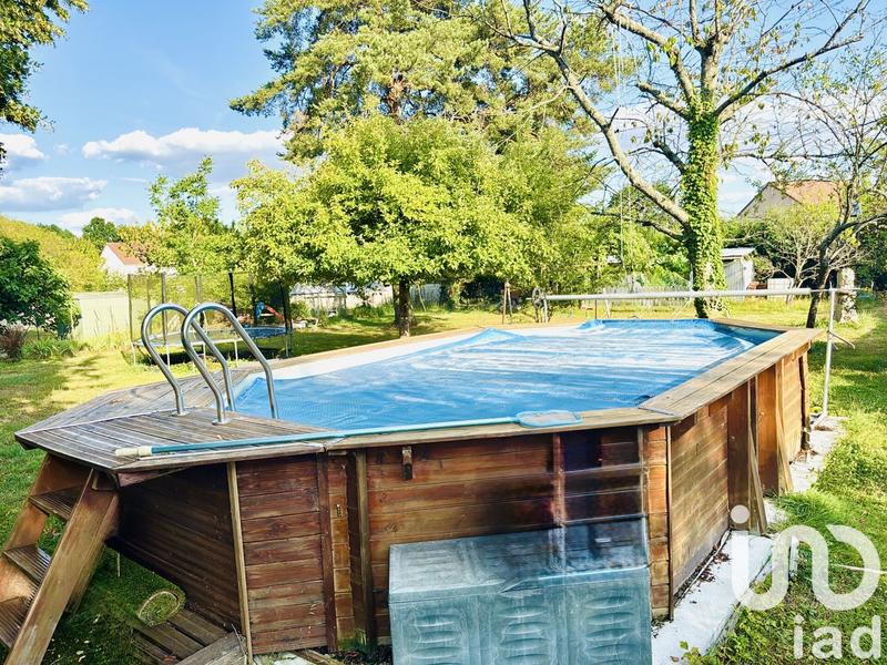 Maison - 180 m² - 8 pièces