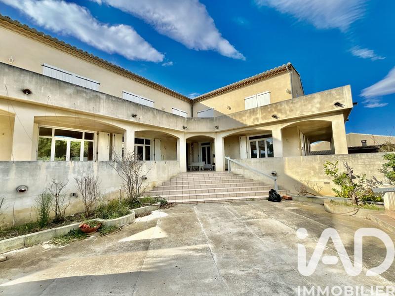 Maison - 524 m² - 12 pièces