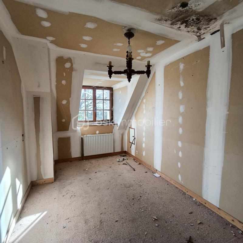 Maison - 230 m² - 7 pièces