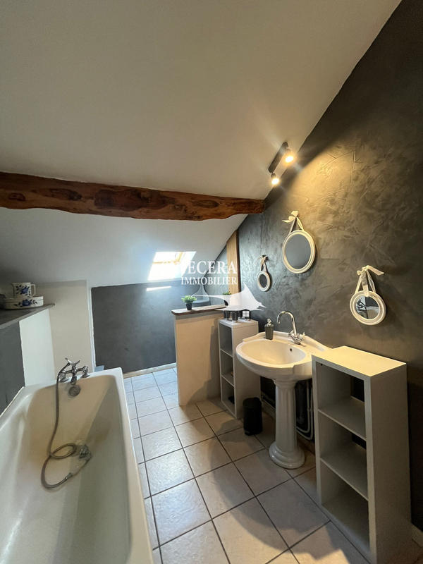 Maison - 200 m² - 5 pièces