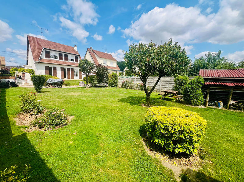 Maison - 95 m² - 5 pièces