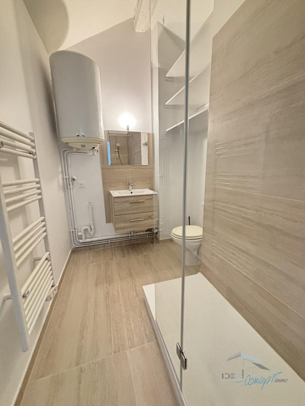 Appartement - 18 m² - 2 pièces