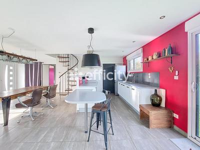 Pavillon - 132 m² - 6 pièces