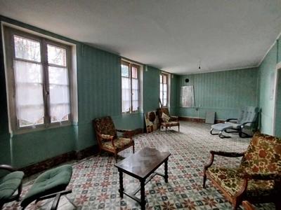 Propriété - 280 m² - 10 pièces