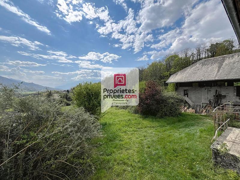 Maison - 621 m² - 12 pièces