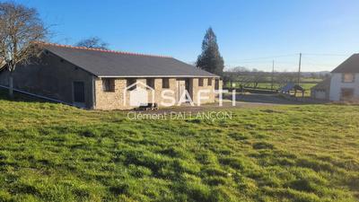 Maison - 325 m² - 8 pièces