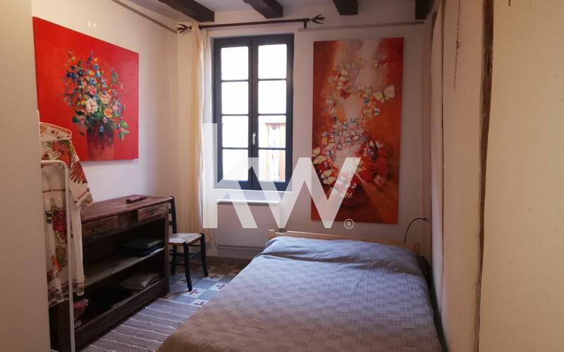 Immeuble mixte - 52 m²