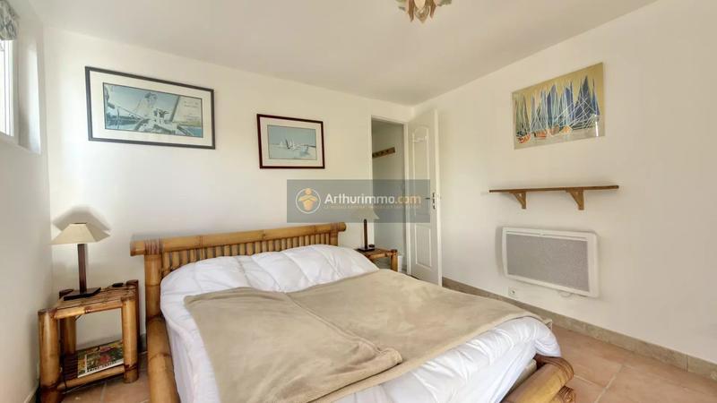 Maison - 540 m² - 4 pièces