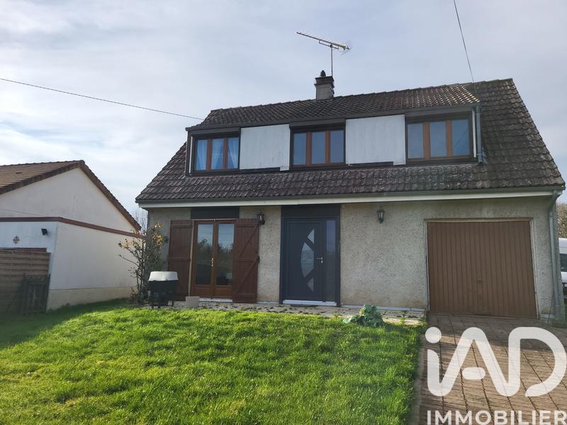 Maison - 95 m² - 5 pièces