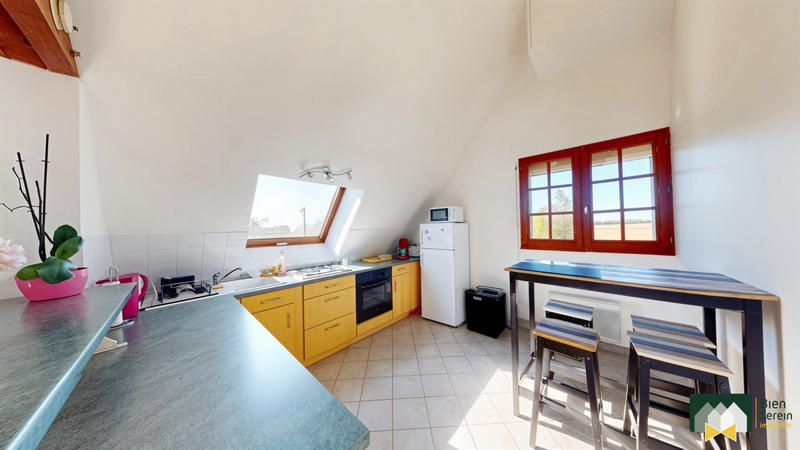 Maison - 256 m² - 10 pièces