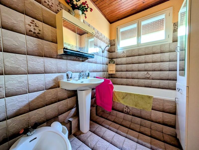 Maison - 83 m² - 3 pièces