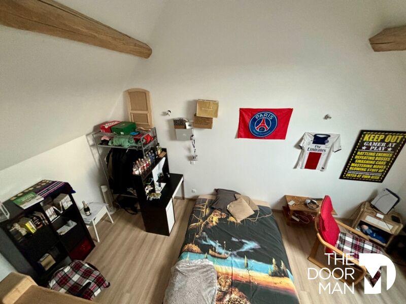 Maison - 200 m² - 7 pièces