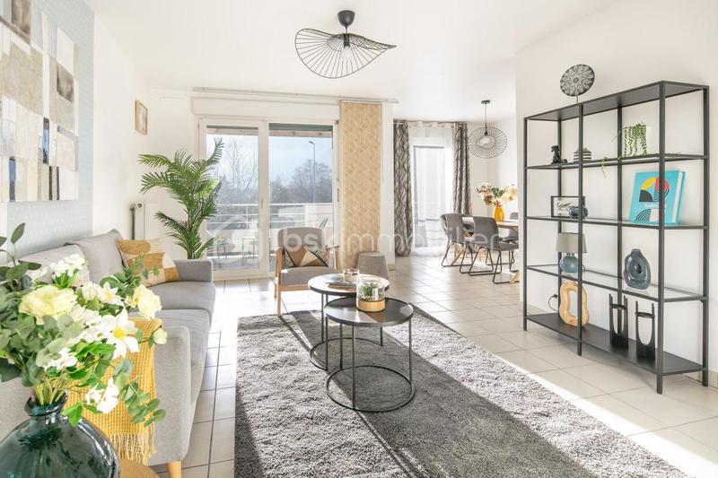 Appartement - 86 m² - 4 pièces