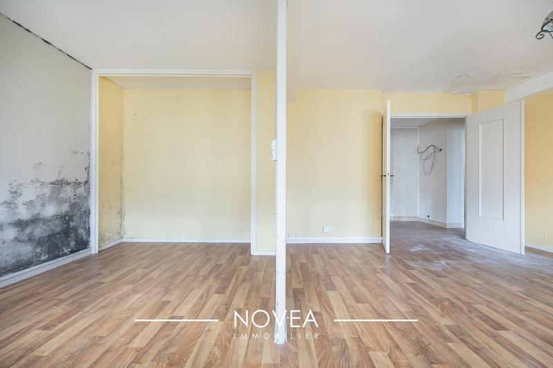 Appartement - 81 m² - 5 pièces