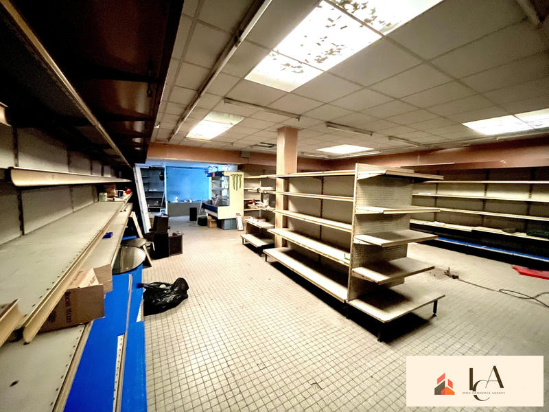 Local commercial - 226 m²