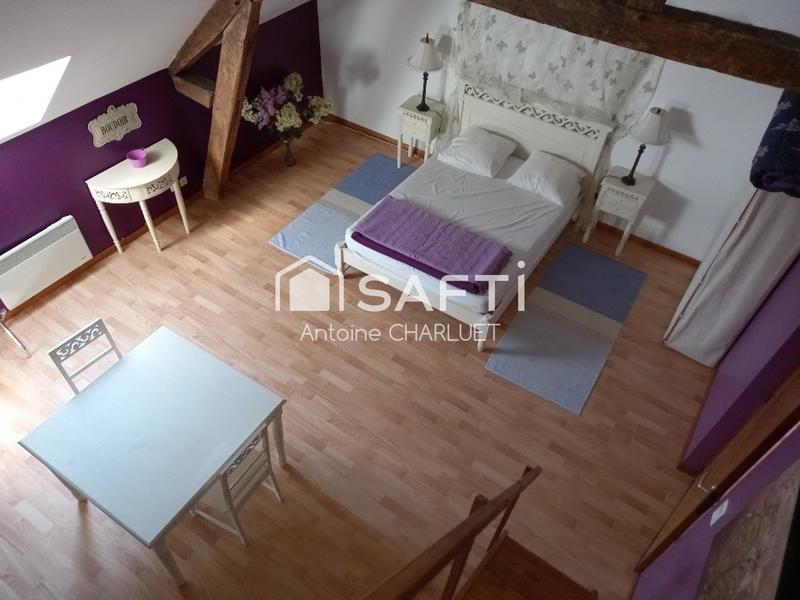 Maison - 360 m² - 10 pièces