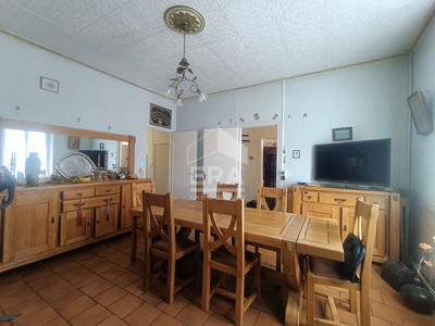 Maison - 190 m² - 6 pièces