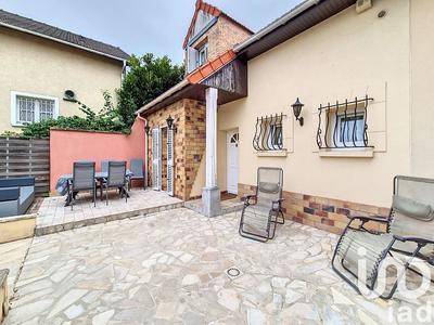 Maison - 140 m² - 7 pièces