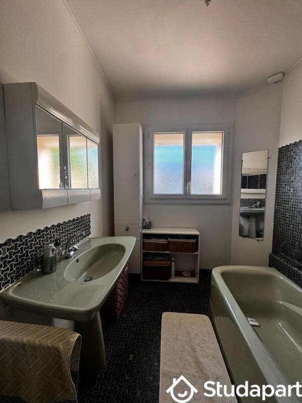 Chambre - 15 m² - 1 pièce