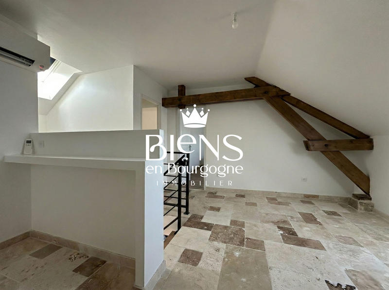 Maison ancienne - 163 m² - 6 pièces