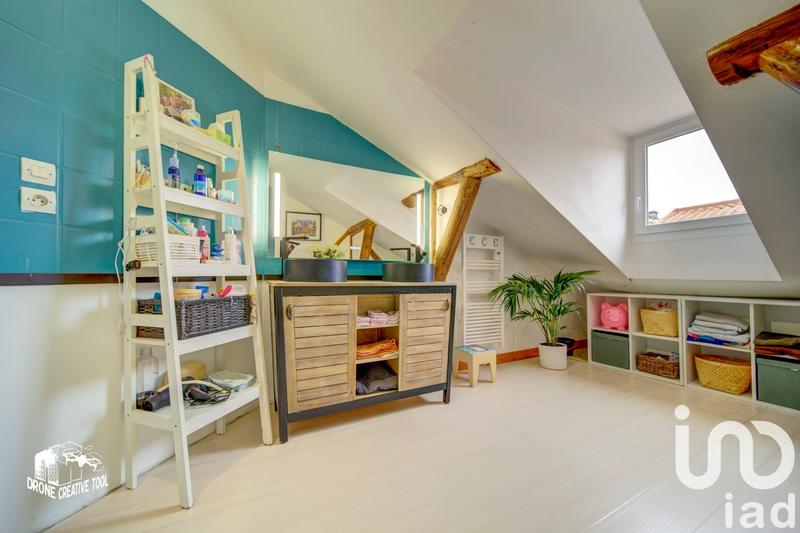 Maison de village - 210 m² - 9 pièces