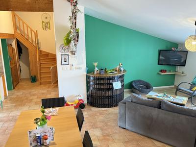 Maison - 92 m² - 4 pièces