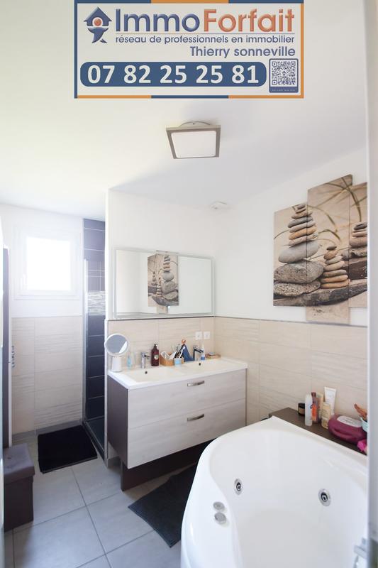 Maison - 102 m² - 5 pièces