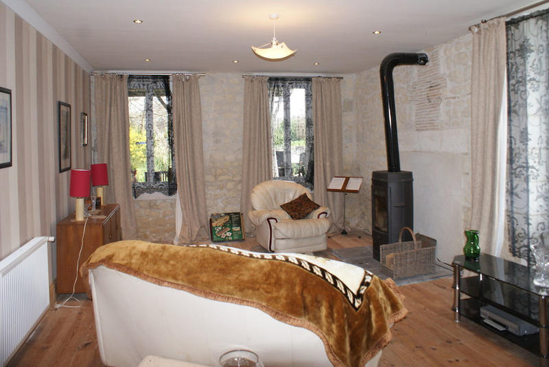 Maison en pierre - 260 m² - 8 pièces