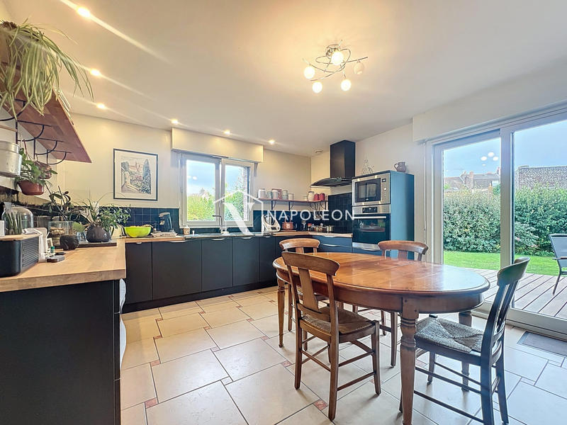 Maison - 190 m² - 6 pièces