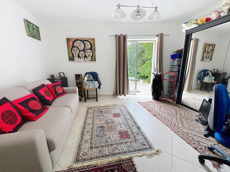 Maison - 245 m² - 6 pièces