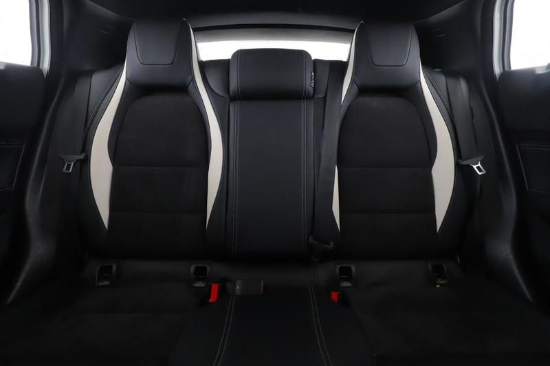 Infiniti Q30 1.6t Sport Dct 156 ch