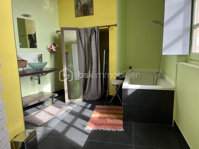 Appartement - 82 m² - 2 pièces