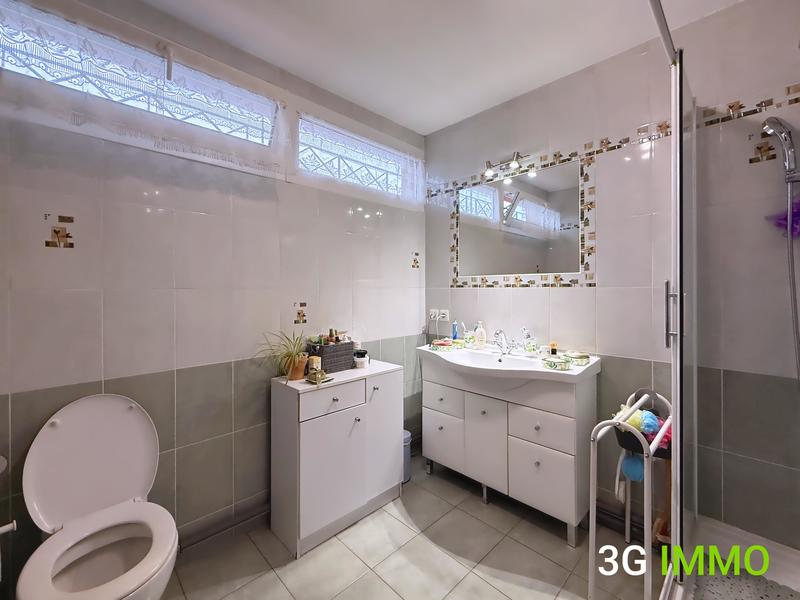 Maison - 111 m² - 4 pièces