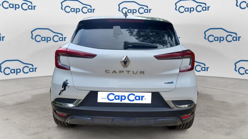 Renault Captur 1.6 E-Tech Plug-in 160 Edc Initiale Paris