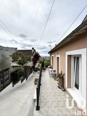 Maison de ville - 64 m² - 3 pièces