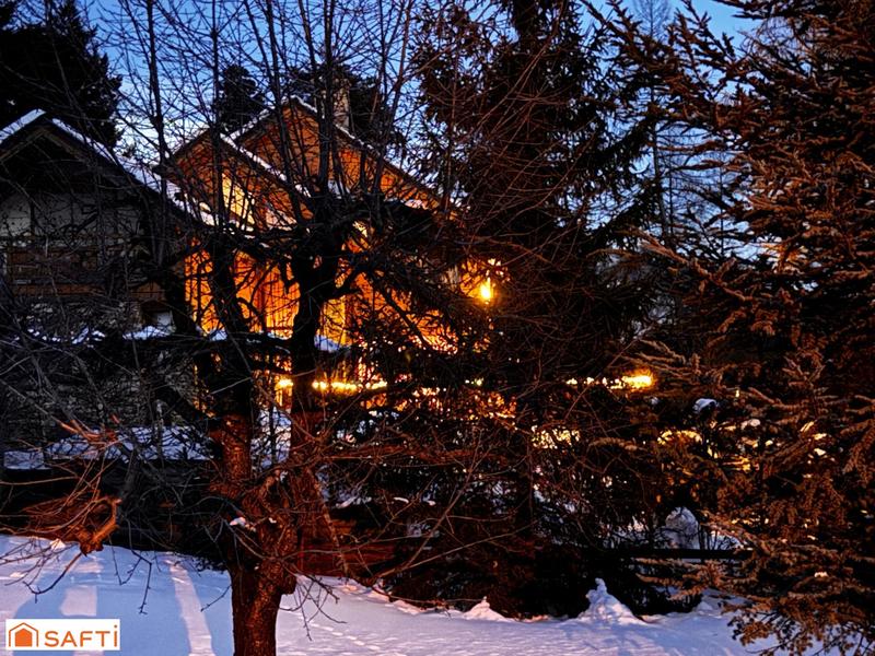 Châlet - 380 m² - 8 pièces