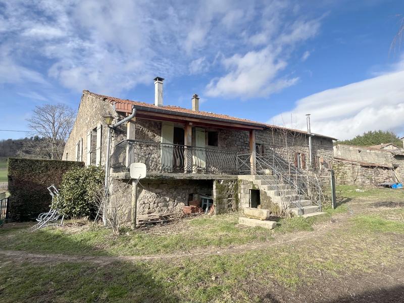 Maison - 143 m² - 10 pièces