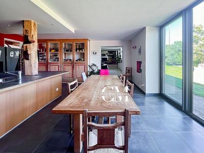 Maison - 307 m² - 7 pièces