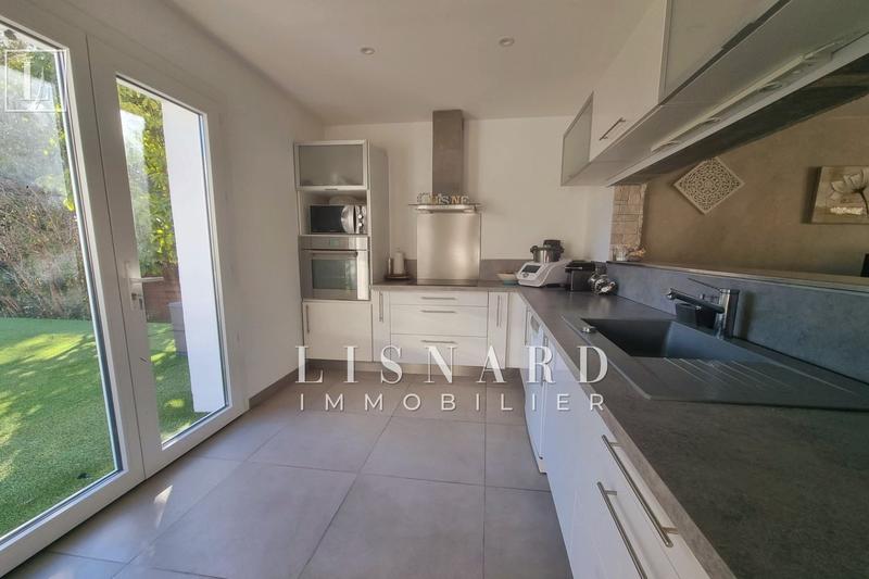 Maison - 125 m² - 4 pièces