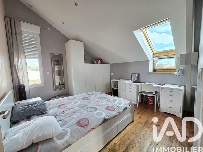 Maison - 199 m² - 7 pièces