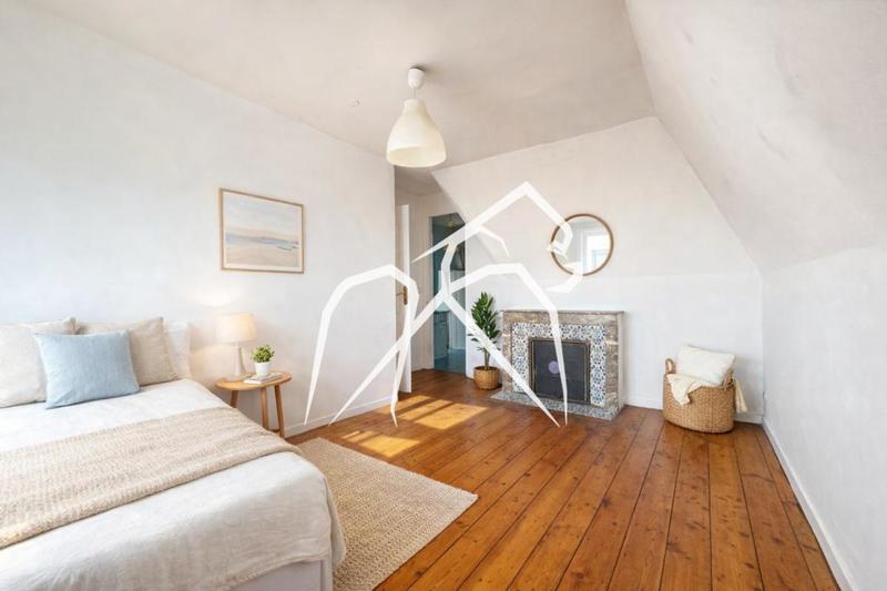 Appartement ancien - 76 m² - 5 pièces