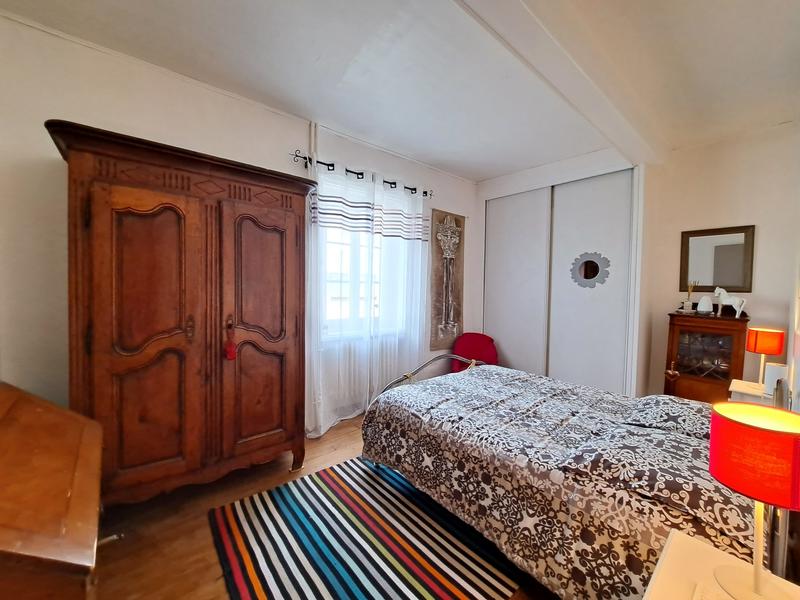 Maison - 180 m² - 6 pièces