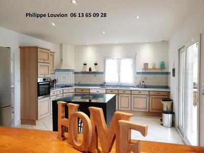 Maison - 136 m² - 6 pièces