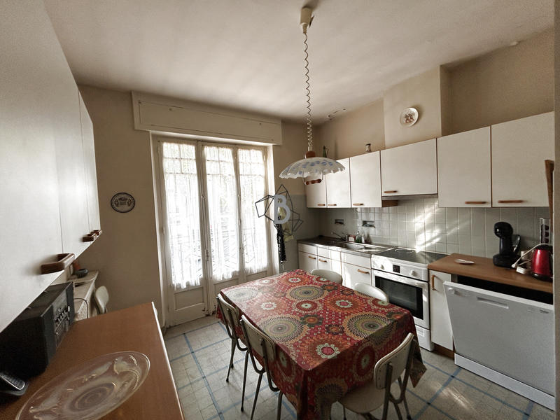 Maison - 194 m² - 8 pièces