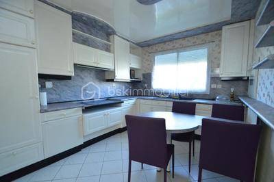 Maison - 100 m² - 4 pièces