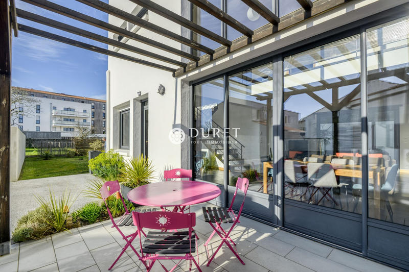 Maison contemporaine - 176 m² - 5 pièces