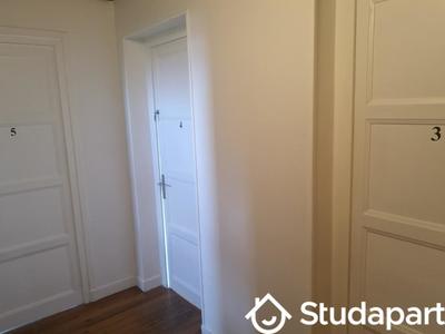 Chambre - 14 m² - 1 pièce