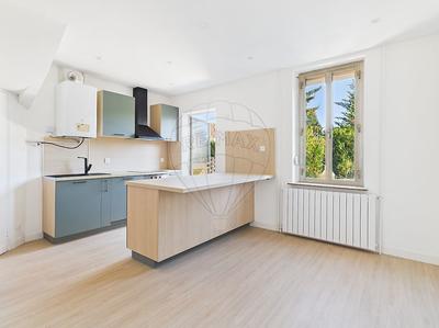 Maison - 75 m² - 3 pièces