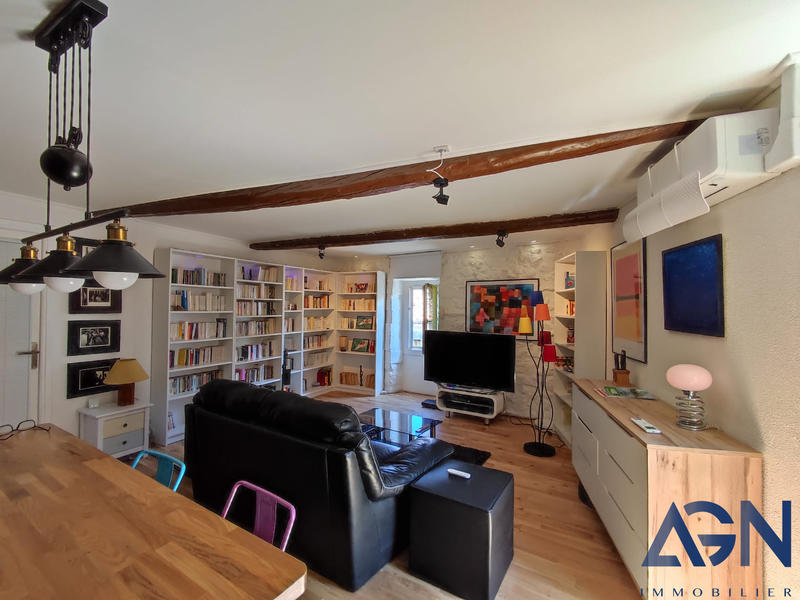 Appartement - 80 m² - 4 pièces